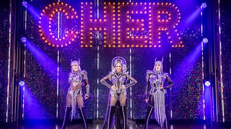 How Long is the Cher Show Musical: A Journey Through Time and Theatrical Brilliance